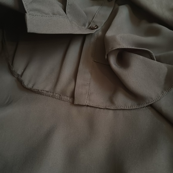 NORDSTROM RACK -  Black Button Down Top - Size Medium - Picture 11 of 11